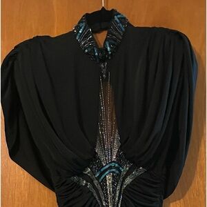 RARE FIND!!! VINTAGE 80s
Free surprise gift with  purchase!!!!!!